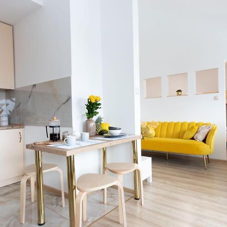 Apartamenty Gorki Male Tuszyn Exterior foto